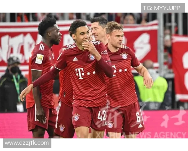 德甲赛场：拜仁慕尼黑全胜领跑，多特蒙德表现抢眼